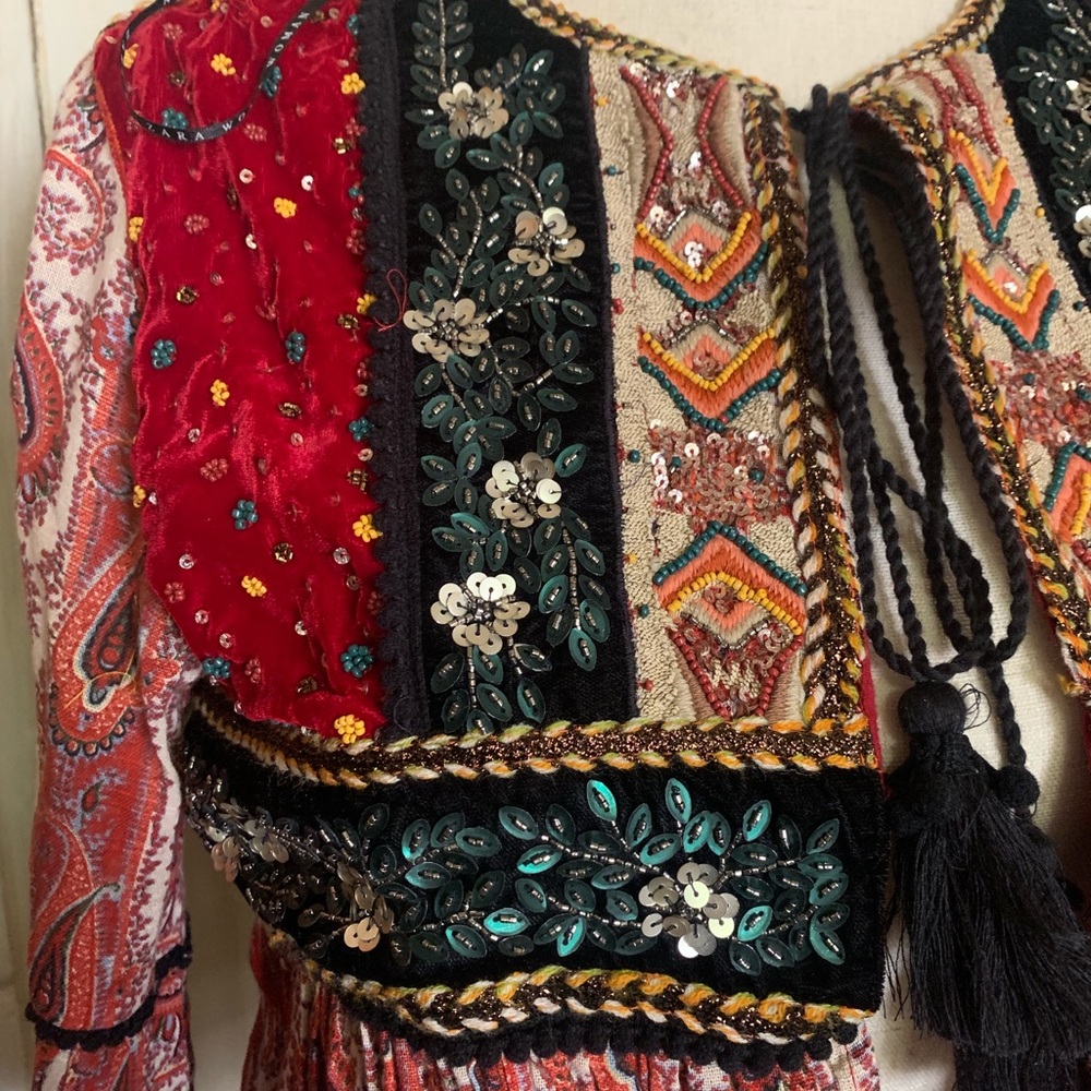 Zara ethnic beaded top - Picture 3 of 16